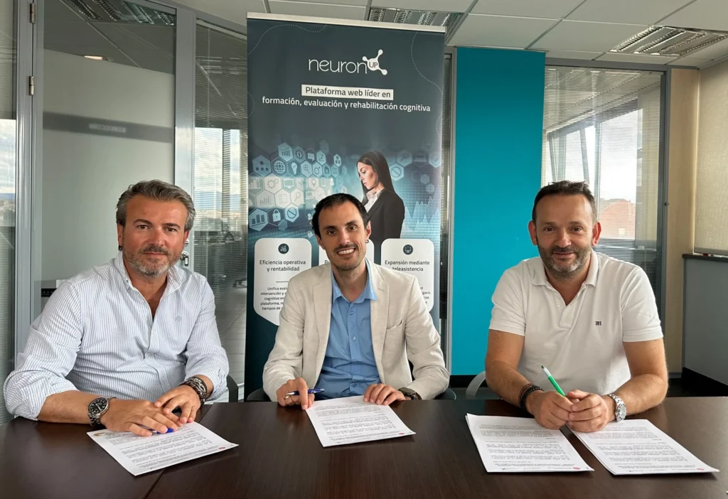 Firma del acuerdo de colaboración entre NeuronUP Academy y la Sociedad Española de Neuropsicología Clínica (CNC)
